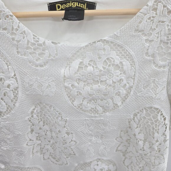 Desigual White Lace Embroidery Top Size Small - Picture 3 of 11